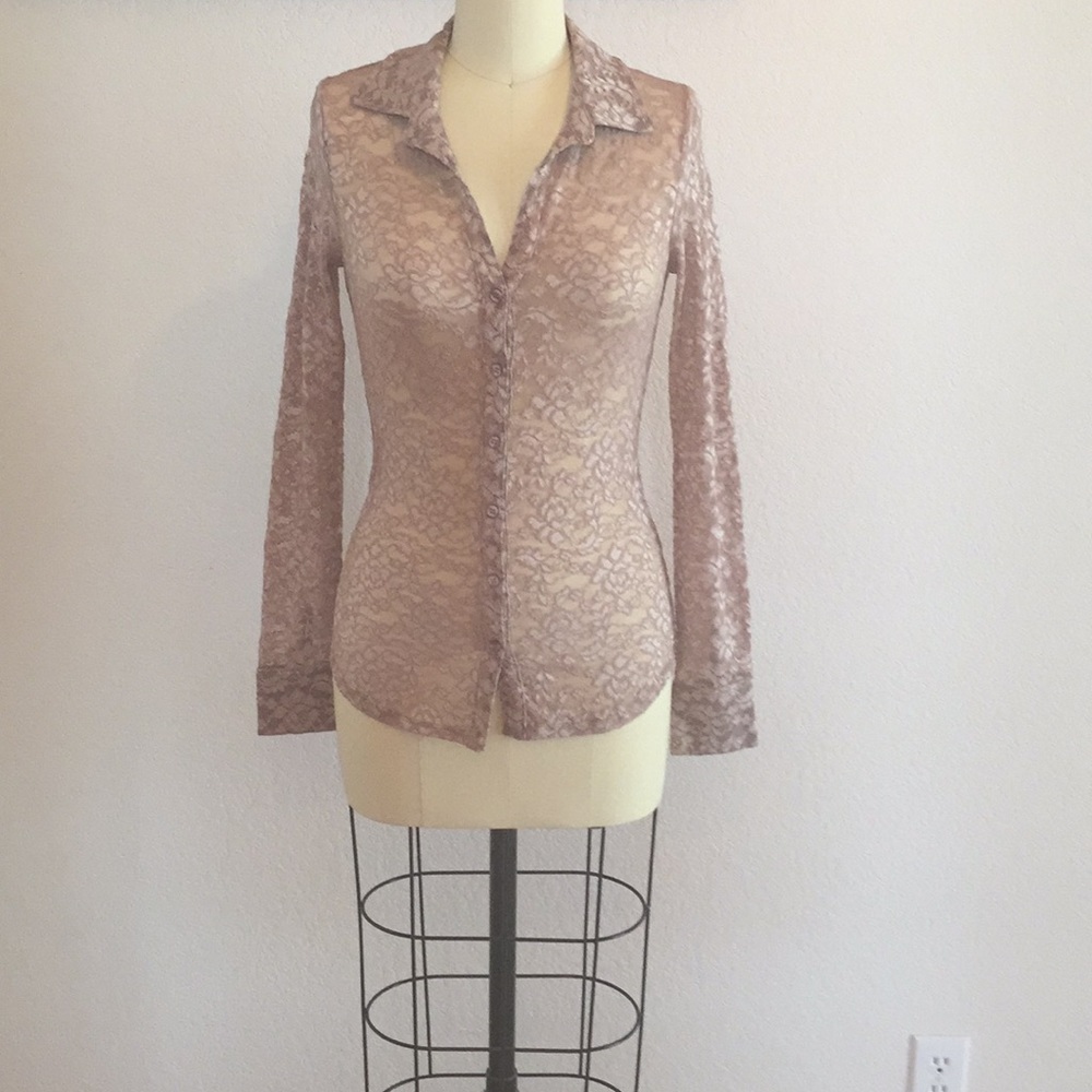 MODA International long-sleeved lace shirt